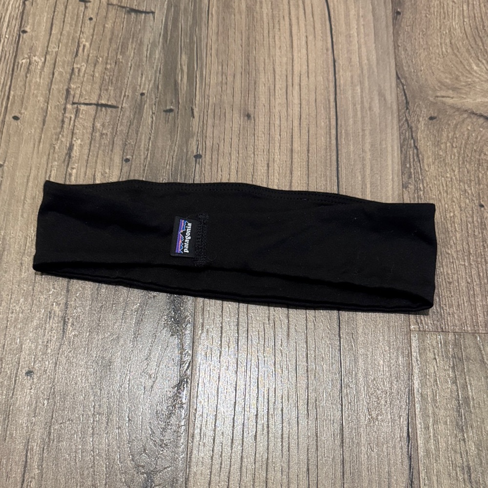 EUC Patagonia Black Headband